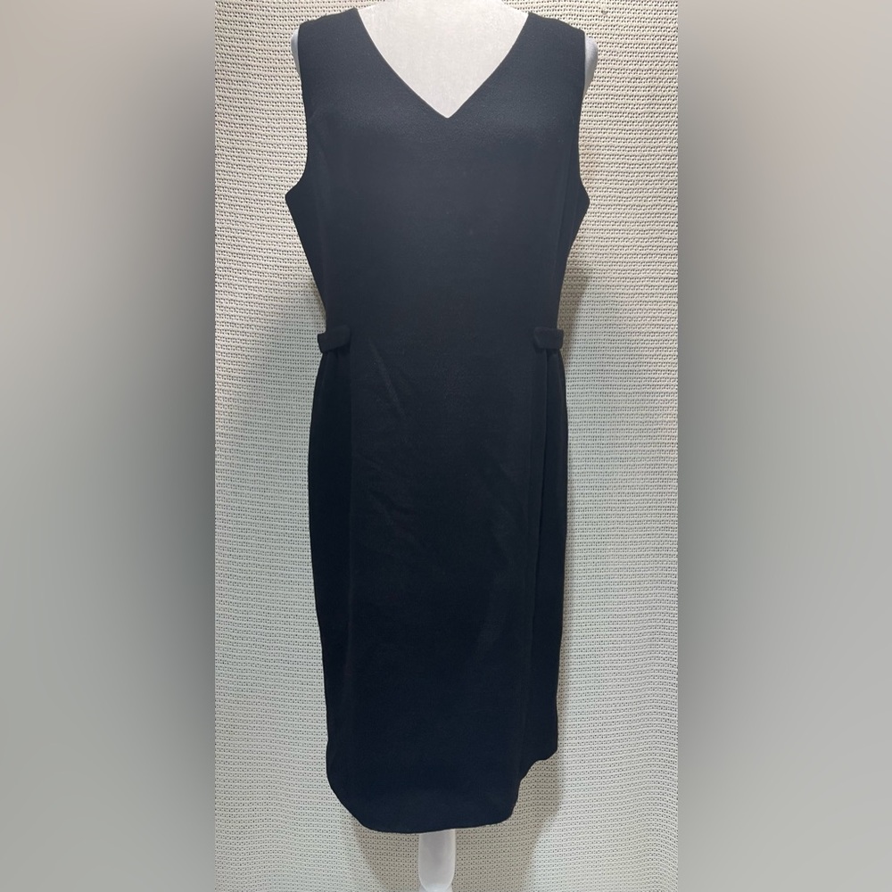 Lafayette 148 black virgin wool sleeveless